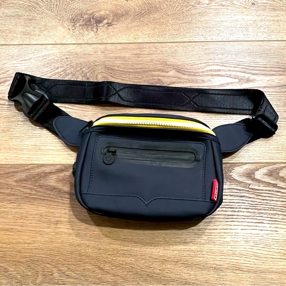 Hunter for Target Bags Hunter For Target Rubber Fanny Pack Navy